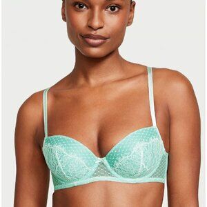 NWOT 36D Victoria’s Secret Dream Angels, Demi, Cream Lace, blue-green lining Bra